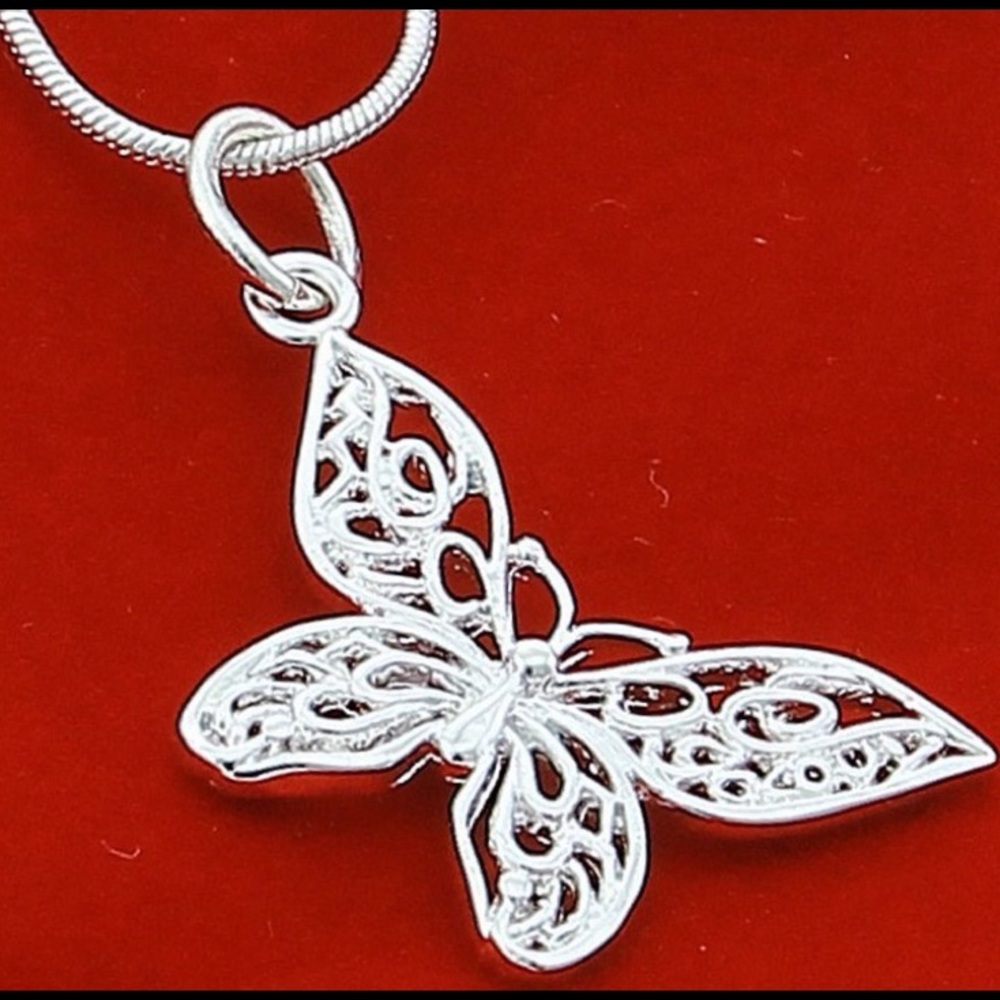 💥 (1) LEFT (925) BUTTERFLY NECKLACE - Picture 2 of 3